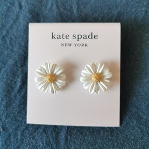 Kate Spade Daisy flower earrings